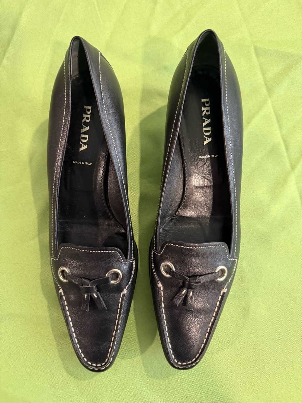 Vintage Prada Black Leather Tassel Loafers with Contrast Stitching